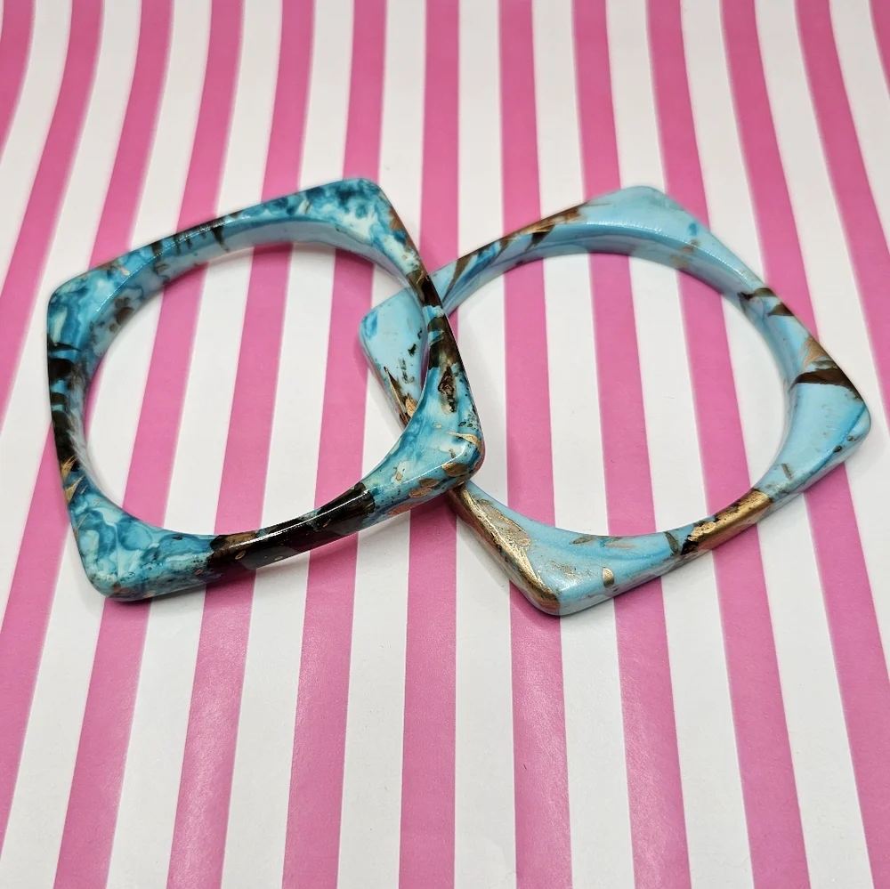 Set of 2 Turquoise and Gold Square Resin Bangles - Picture 2 of 5
